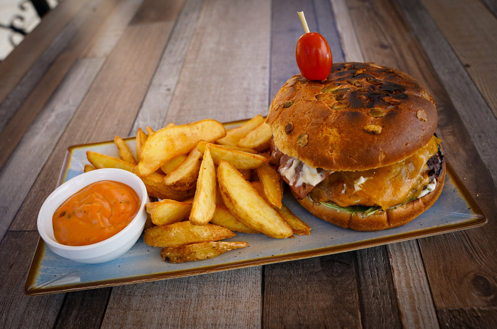 Burger cu Ou(Oferta 3+1)